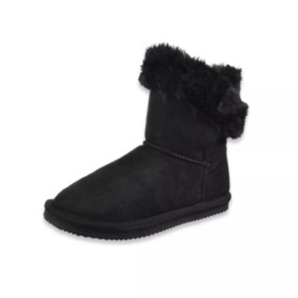 Cozy Black Kids Boots - Picture 1 of 3